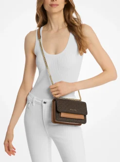 Bolsa a tiracolo com logótipo exclusivo Claire pequena | Michael Kors [PT]