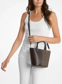 Bolsa a tiracolo em pele granulada e com logótipo exclusivo Flora média | Michael Kors [PT]