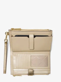 Bolsa para smartphone de pele metalizada Adele | Michael Kors [PT]
