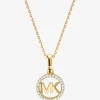 Colar com pingente de logótipo com incrustações de metal precioso | Michael Kors [PT]
