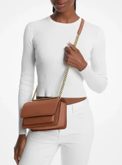 Mala de ombro em pele granulada convertível Claire grande | Michael Kors [PT]